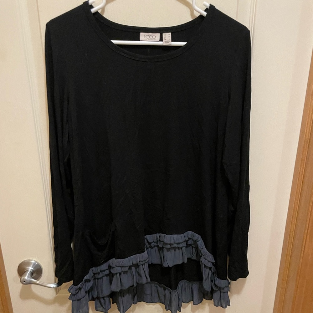 Logo Lori Goldstein size medium long sweater with gray ruffles